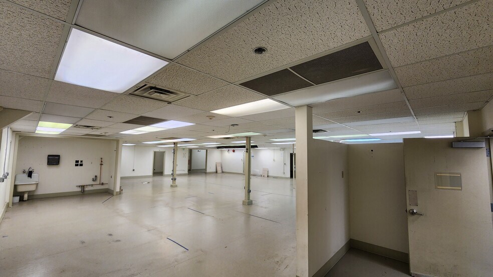 More Photos Of 2765 Salk Ave, Richland Office For Sale