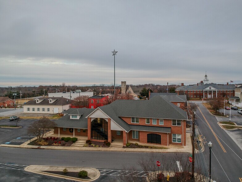 Primary Photo Of , La Plata Office For Sale