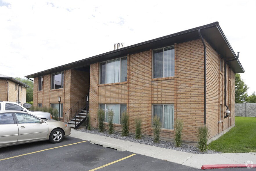 More Photos Of 3598 S 4240 W, West Valley City Apartments For Sale