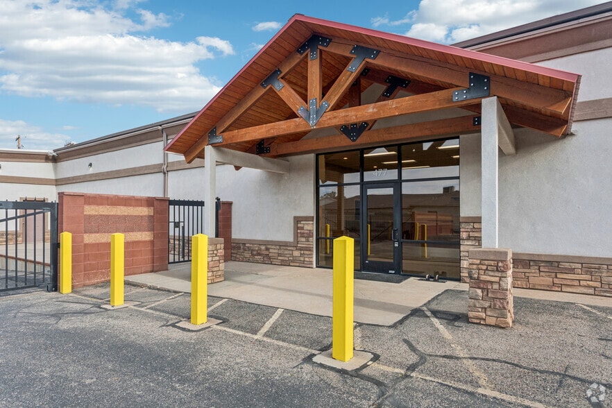 More Photos Of 477 N 100 W, Cedar City Warehouse For Lease