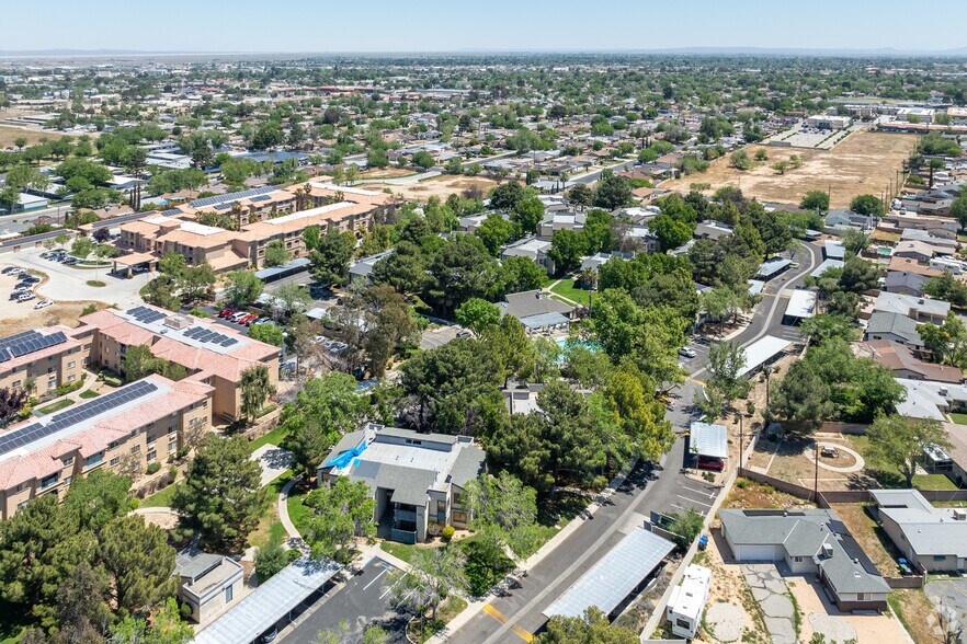 More Photos Of 1210-1340 Meadow View Ln, Lancaster Apartments For Sale