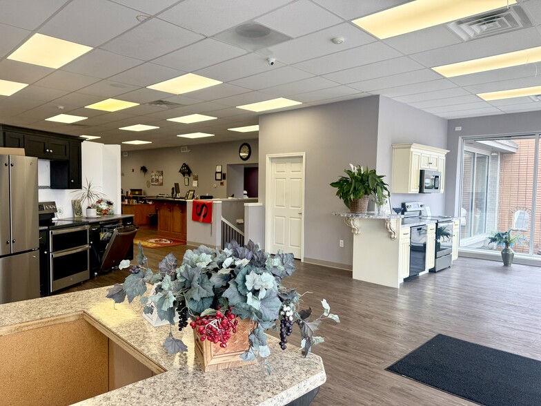 More Photos Of , Raytown General Retail For Sale