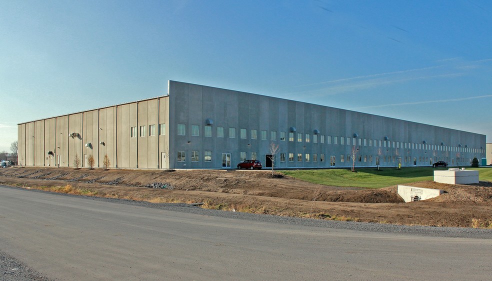 Primary Photo Of 379 Corduroy Rd, Ottawa Warehouse For Lease