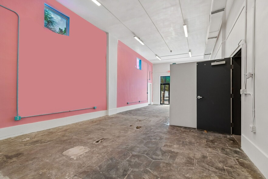More Photos Of 2801-2805 Dr Martin Luther King Jr St N, Saint Petersburg Storefront Retail Office For Lease