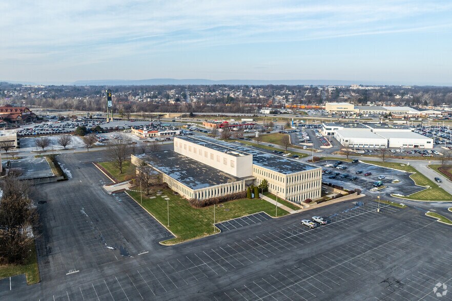 More Photos Of 3721 Tecport Dr, Harrisburg Office For Sale