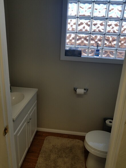 More Photos Of 2476 Broadhead Rd, Aliquippa Storefront Retail Residential For Lease