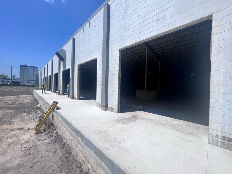 More Photos Of 1200 W Martin Luther King Blvd, Plant City Unknown For Lease