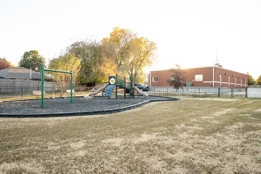 More Photos Of 11744 W Reno Ave, Yukon Religious Facility For Sale