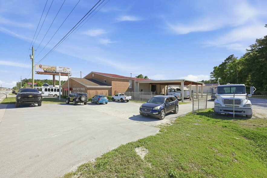 More Photos Of 2705 US 70 Hwy E, New Bern Light Manufacturing For Sale