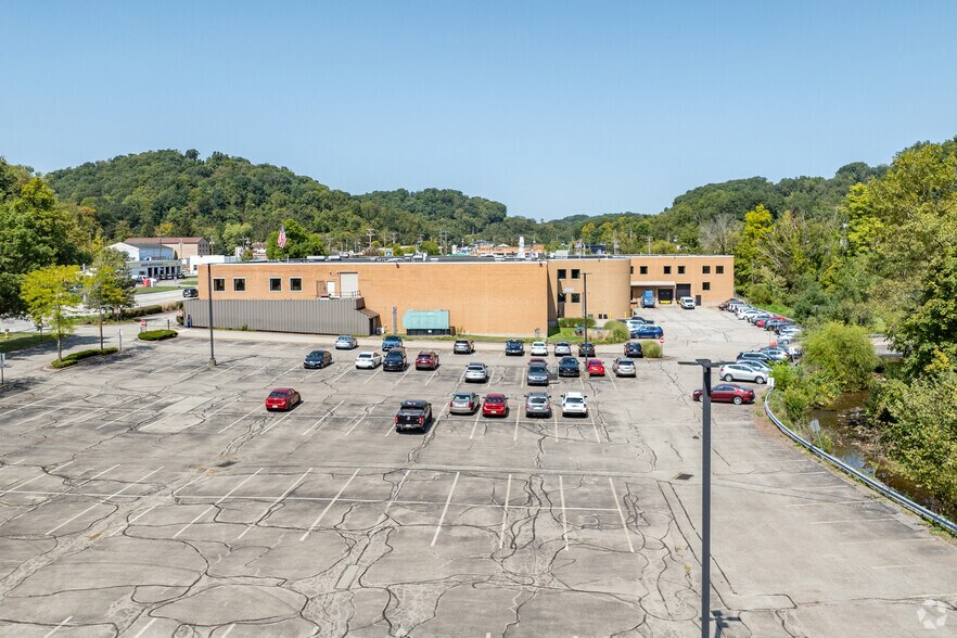 More Photos Of 1740 Golden Mile Hwy, Monroeville Research And Development For Lease