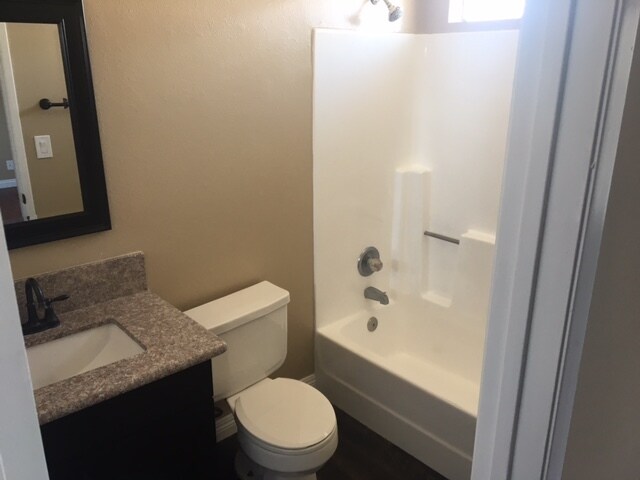 More Photos Of 16015 Halldale Ave, Gardena Multifamily For Sale