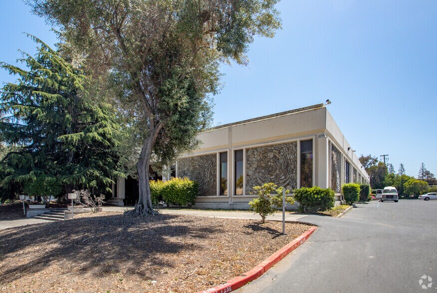 More Photos Of 760 Kifer Rd, Sunnyvale Flex For Sale