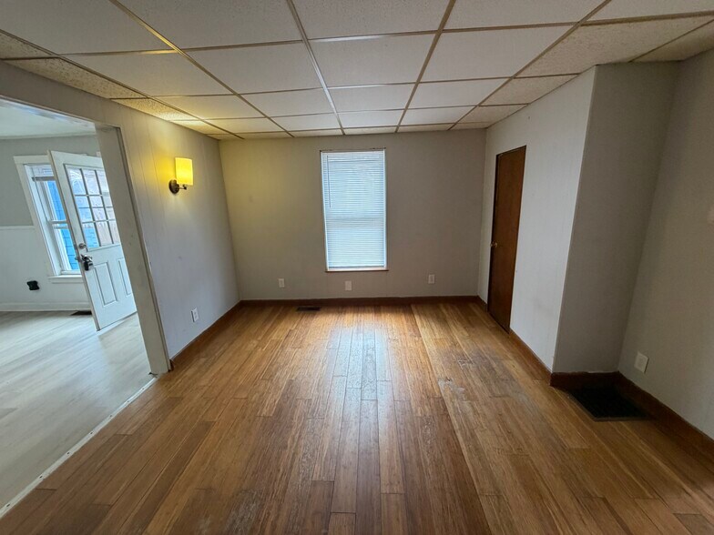 More Photos Of 42 Spruce St, Sanford Apartments For Sale