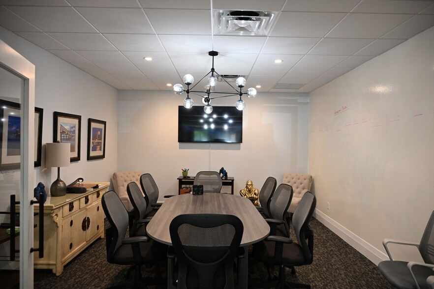 More Photos Of 725 N Hwy A1A, Jupiter Medical For Sale