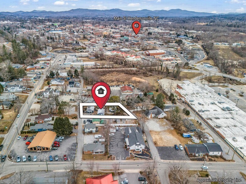 More Photos Of 302 Davis St, Hendersonville Land For Sale