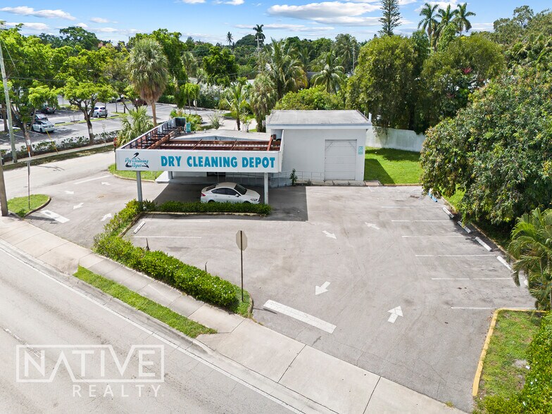 Primary Photo Of 2117 N Andrews Ave, Wilton Manors Freestanding For Sale