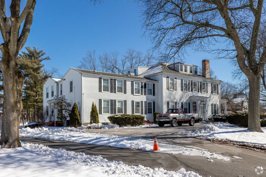 More Photos Of 36 Miller Stile Rd, Quincy Office For Lease