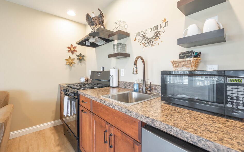 More Photos Of 1435 Main st, Grafton Specialty For Sale