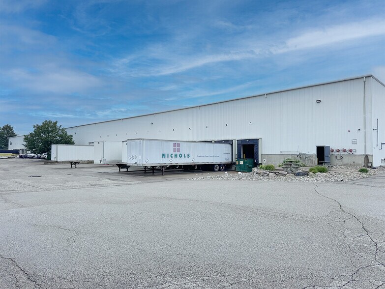 More Photos Of 1391 Judson Rd, Spring Lake Distribution For Lease