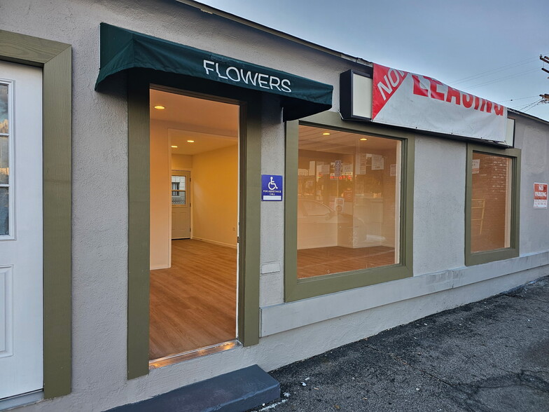 More Photos Of 1129 E Broadway, Glendale Freestanding For Lease