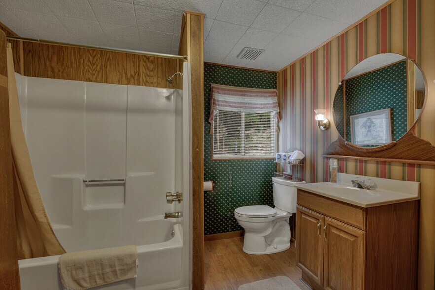 More Photos Of 7367 River Rd, New Braunfels Lodge Meeting Hall For Sale