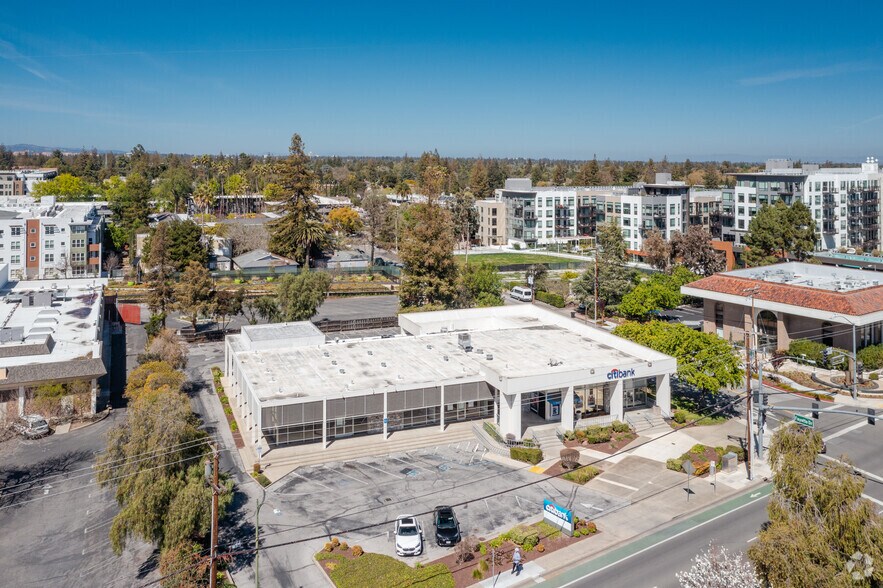 More Photos Of 608-620 San Antonio Rd, Mountain View Bank For Lease
