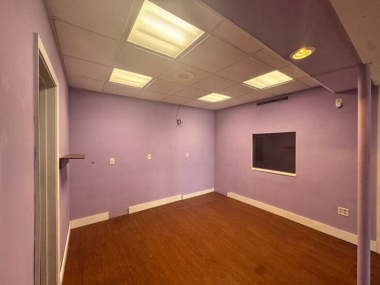 More Photos Of 1503 Oak St, Jacksonville Medical For Sale