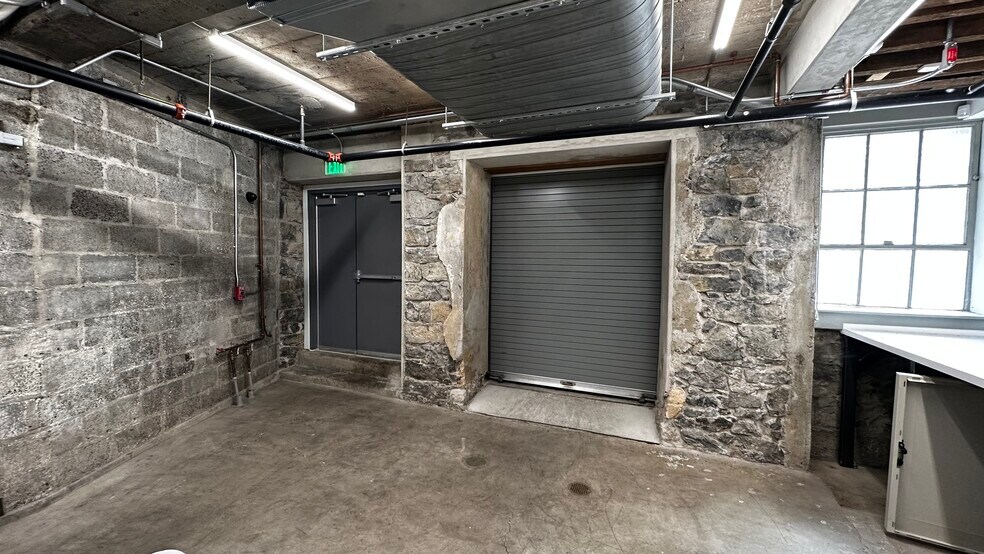 More Photos Of 225 Ferry St, Easton Office Residential For Lease