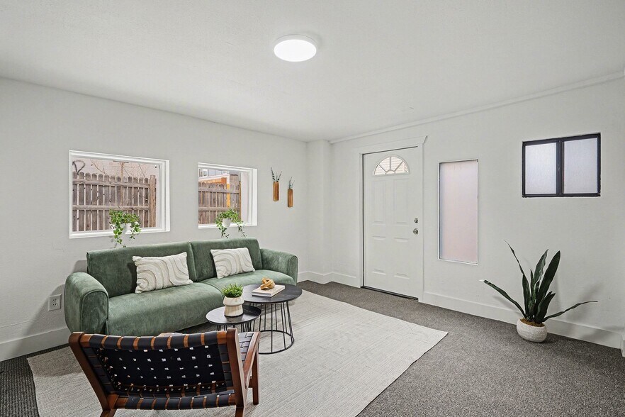 More Photos Of 924 W 9th Ave, Denver Office For Sale