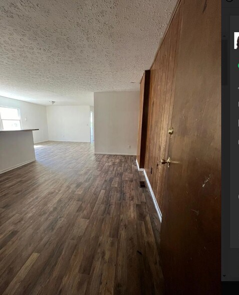 More Photos Of 6011 Vine St, Cincinnati Storefront Retail Residential For Sale