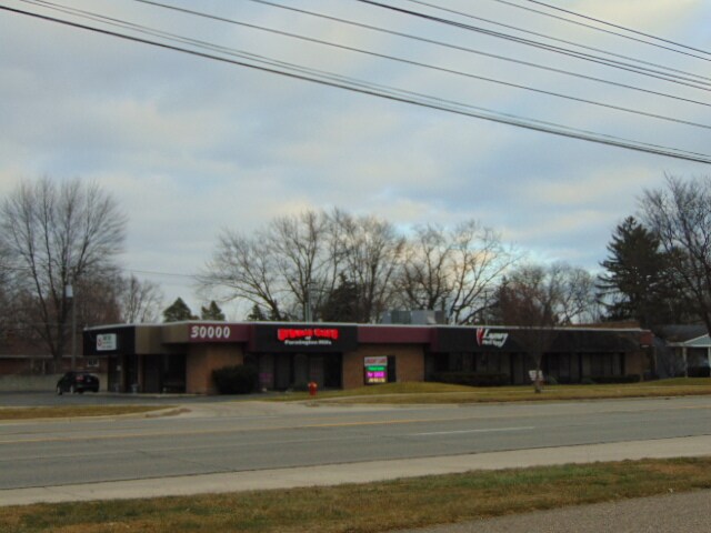 More Photos Of 30000 Orchard Lake Rd, Farmington Medical For Sale