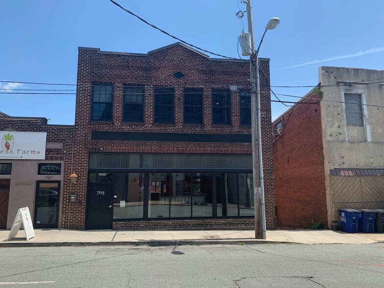 More Photos Of 705 N Main St, Winston-Salem Storefront Retail Office For Sale