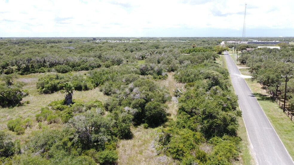 More Photos Of 1525 W 12th St, Rockport Land For Sale