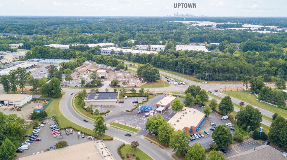 More Photos Of 8535 Hankins Rd, Charlotte Unknown For Lease