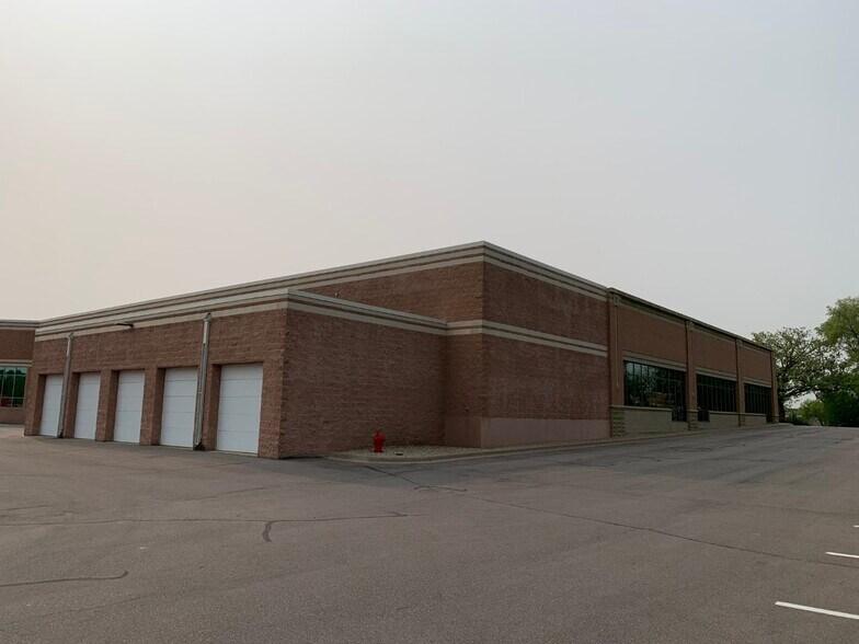 More Photos Of 10900 Hampshire Ave S, Bloomington Light Distribution For Sale