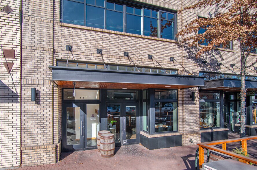More Photos Of 919 NW Bond St, Bend Office Residential For Sale