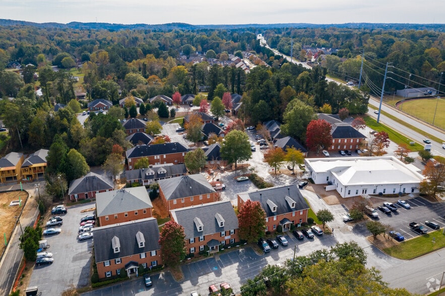 More Photos Of 2440 Sandy Plains Rd, Marietta Office Residential For Sale