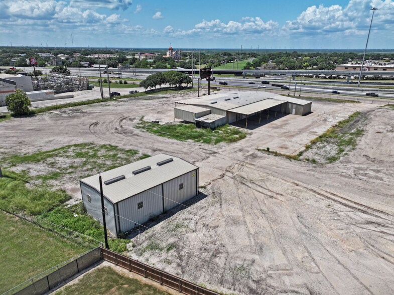 More Photos Of 4402 I-69 Access rd, Corpus Christi Industrial For Lease