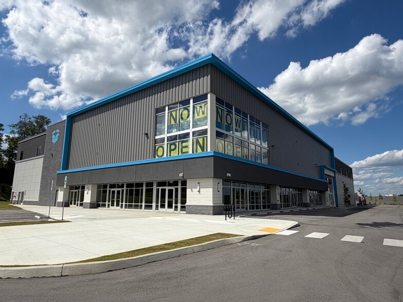 More Photos Of 1136 Middlesettlements Dr, Alcoa Self Storage For Sale