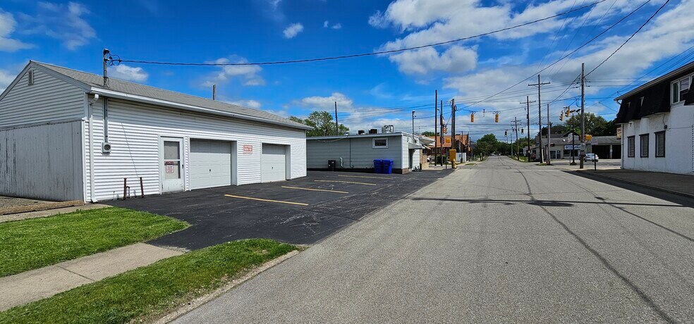 More Photos Of 2902 Buffalo Rd, Erie Restaurant For Sale