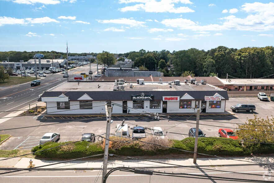 More Photos Of 554 Route 112, Patchogue General Retail For Sale