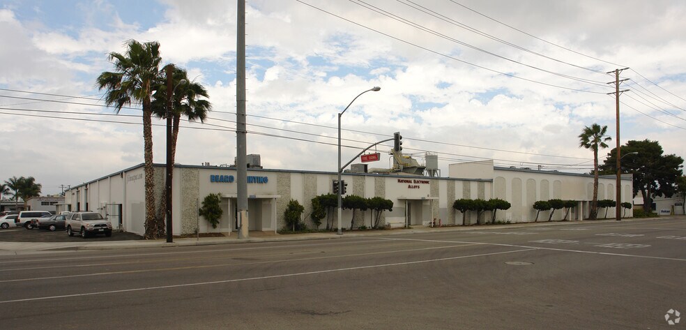 Primary Photo Of 2201 S Hathaway St, Santa Ana Warehouse For Sale