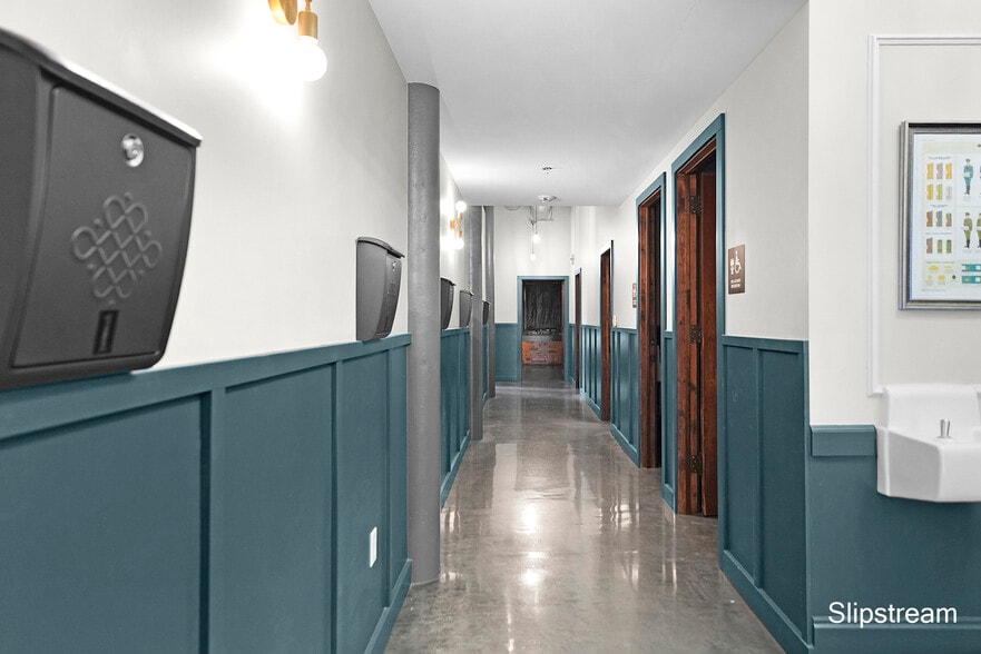 More Photos Of 25 S Division Ave, Grand Rapids Office For Sale