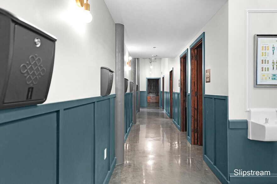 More Photos Of 25 S Division Ave, Grand Rapids Office For Sale