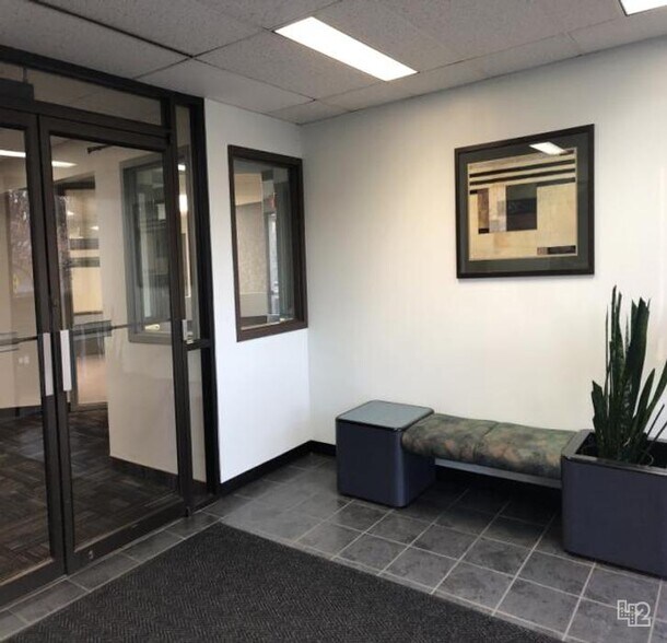 More Photos Of 600 N Cotner Blvd, Lincoln Office For Sale