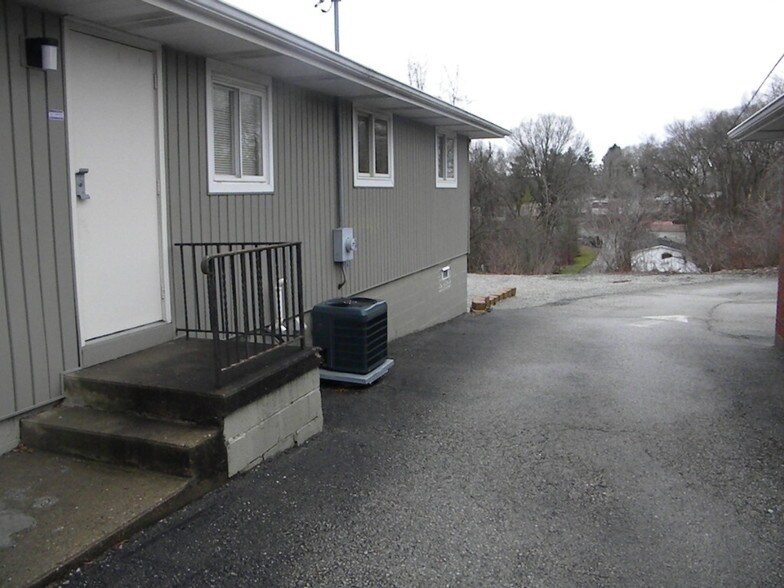 More Photos Of 14900 State Route 30, Irwin Office For Lease
