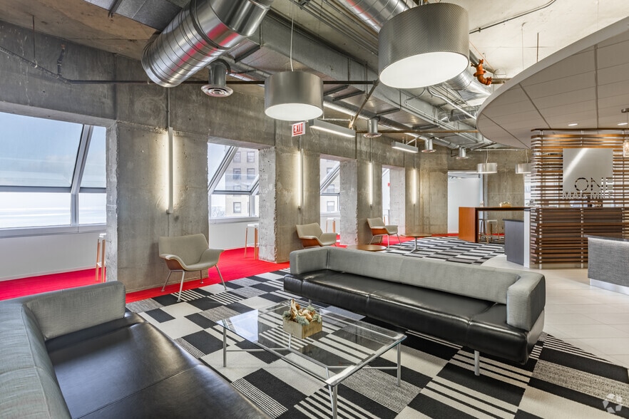 More Photos Of 980 N Michigan Ave, Chicago Office Residential For Lease