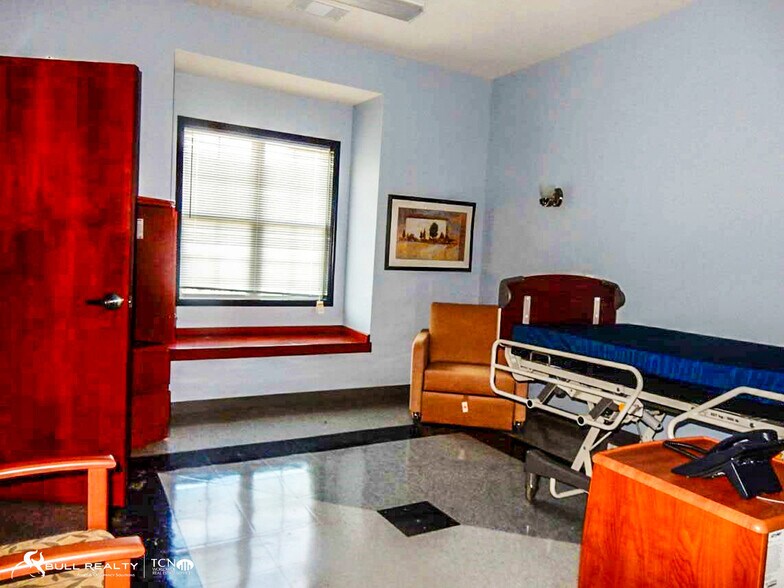 More Photos Of 22 Madras Pky, Newnan Healthcare For Lease