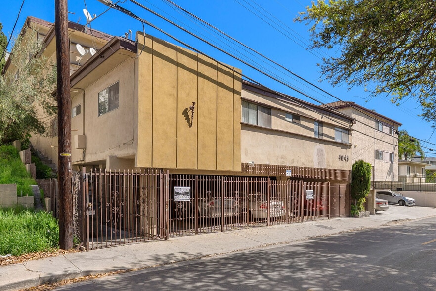 More Photos Of 4043 Don Tomaso Dr, Crenshaw Apartments For Sale