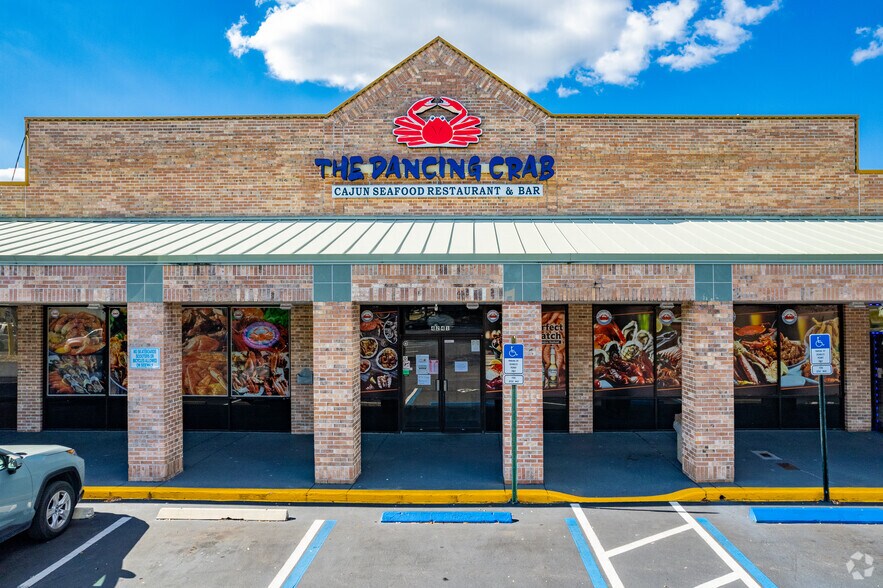 More Photos Of 4185-4251 Mariner Blvd, Spring Hill Unknown For Lease